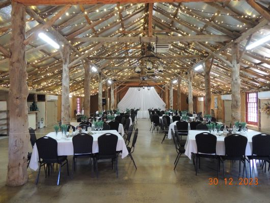 Shearing-Shed as Weddingroom